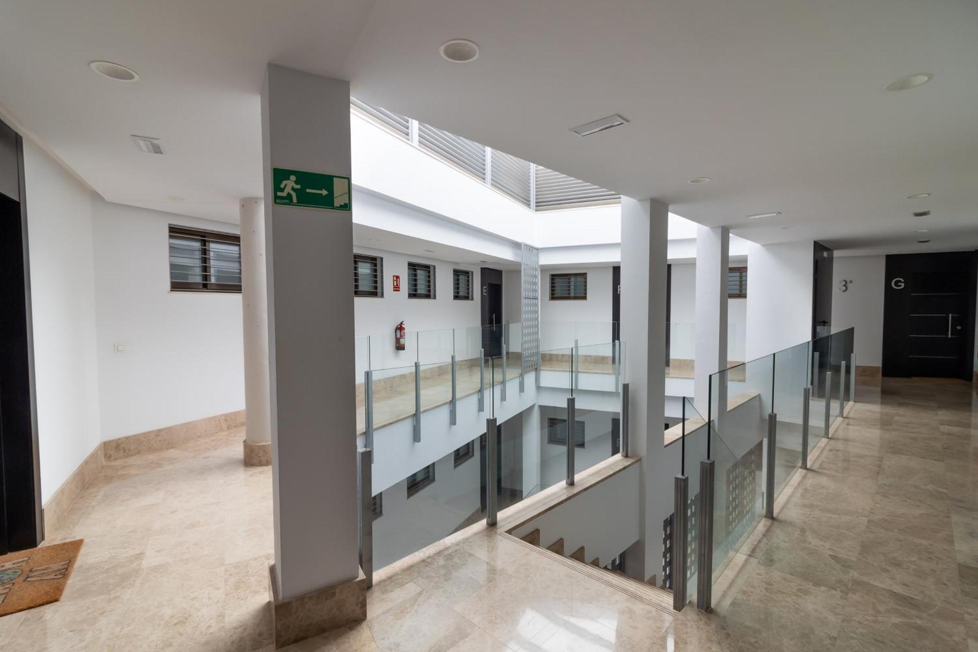 Nt Luxury Central Duplex With Terrace & Parking Malaga Exterior photo