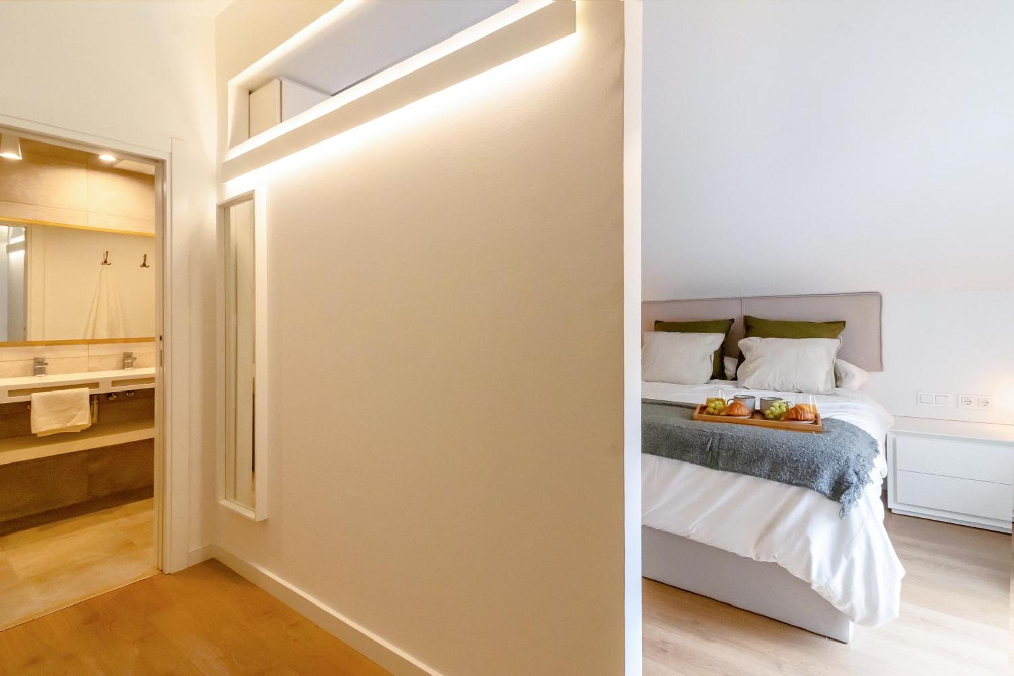 Nt Luxury Central Duplex With Terrace & Parking Malaga Exterior photo